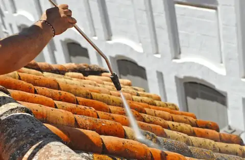 Nettoyage de toitures - Grand-Charmont